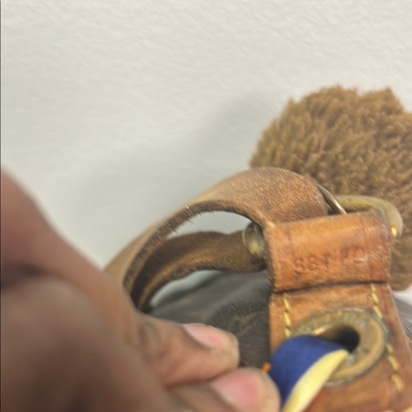 Louis Vuitton Brown Monogram Shoulder Bag with Colorful Accent - Picture 6 of 7